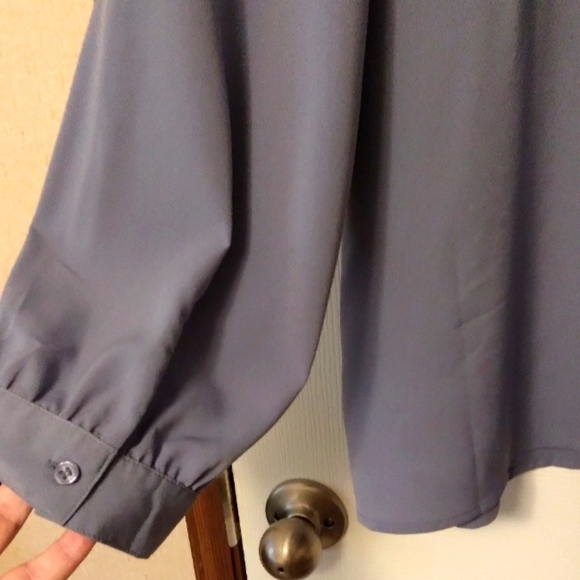Lane Bryant Periwinkle‎ Crepe Long Sleeve Blouse Soft Bow Neck Tie Button Front - Picture 7 of 7